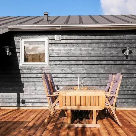 136-snedsted-lykkens-hab-23 بيت للعطل *